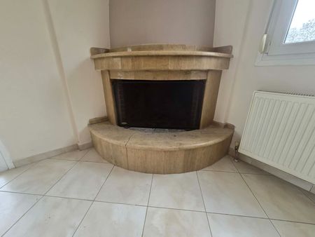 Διαμέρισμα για ενοικίαση Κέντρο (Ωραιόκαστρο) - Photo 2