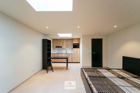 Gelijkvloers en gemeubelde studio te huur vlakbij Gent centrum - Foto 2