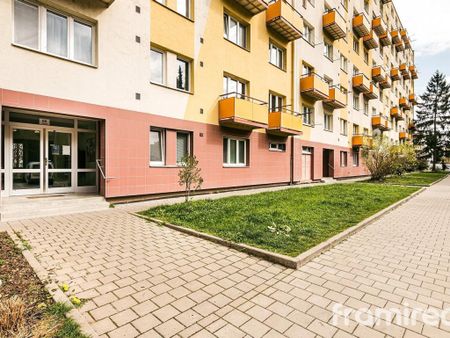Pronájem bytu 1+kk 30 m2 - Photo 2
