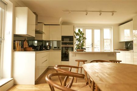 5 bedroom penthouse to rent - Photo 3