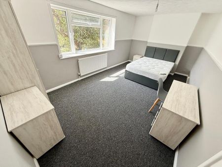 5 bedroom house of multiple occupation to rent - Photo 3