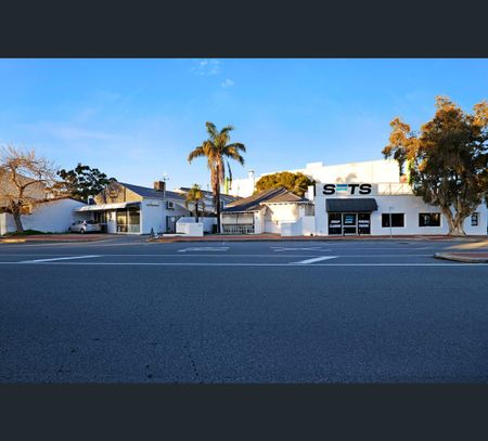 33 Jarrad Street, Cottesloe, WA 6011 - Photo 3