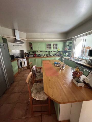 1 Bed Detached House, London, W3 - Photo 2