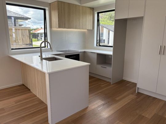 'Lock it in' in Lockerbie - Photo 1