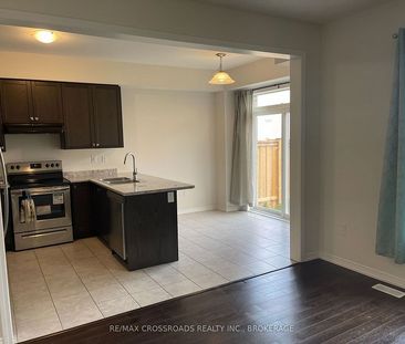 For Lease - 166 Munro Circle, Brantford, Ontario - Photo 2