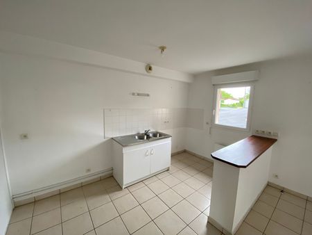 Location Appartement 2 pièces 42m² - Photo 2