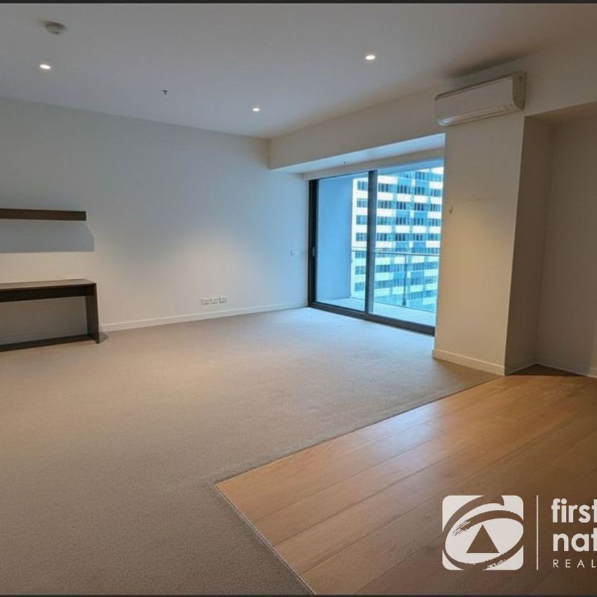 Live in the Heart of Melbourne - The William! - Photo 1