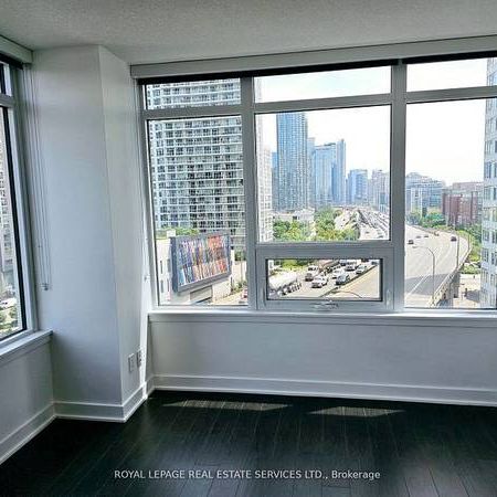 1+1 Bedroom, 1 Bathroom - Lakeshore Condos - Photo 3