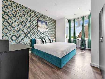 1 bedroom in a house share to rent - Photo 3