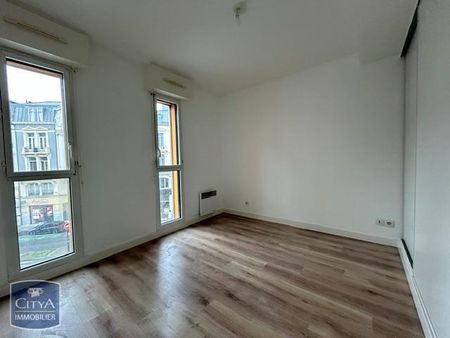 Location Appartement 4 pièces 78m² ROUBAIX 59100 - Photo 2