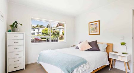 3 bedroom house in Torbay for rent. - Photo 2