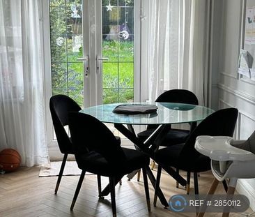 3 bedroom semi-detached house to rent - Photo 3