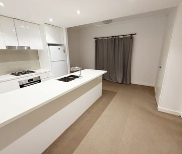 Two-bedroom semi-detached apartment for rent, partially furnished - Photo 4