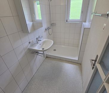 Helle 4-Zimmerwohnung mit Balkon in Teufen - frisch gestrichen! - Foto 5