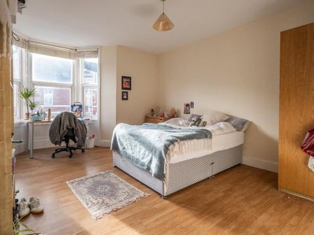 4 bedroom maisonette to rent - Photo 5