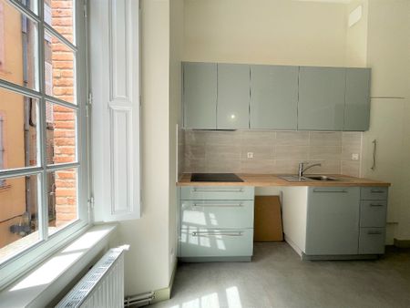Location Appartement 3 pièces 78m² - Photo 3