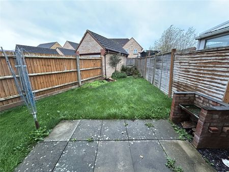 Cookson Close, Burnham-on-Sea, Somerset, TA8 - Photo 3