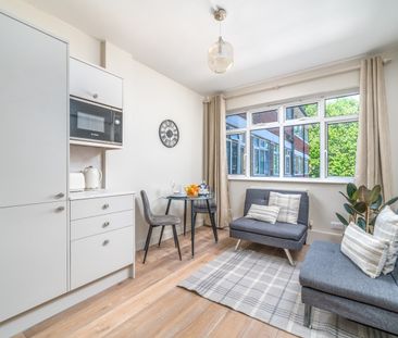 2 Bed Flat, Bermondsey Street, SE1 - Photo 2