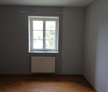 Freundliche 2-Zimmer-Wohnung mit möblierter Küche und Balkon in gut... - Foto 4