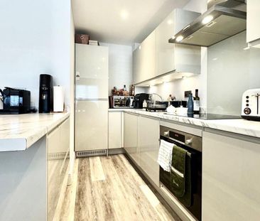 3 bedroom townhouse to rent - Photo 4