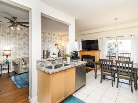 For Lease - 2229 Walker's Line Unit# 27, Burlington, Ontario - Photo 5