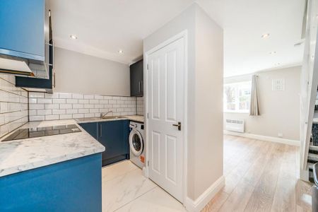1 bedroom flat to rent - Photo 4