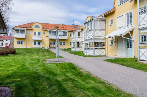 Solberga: Nybyggd tvåa med egen entré i markplan - Foto 1