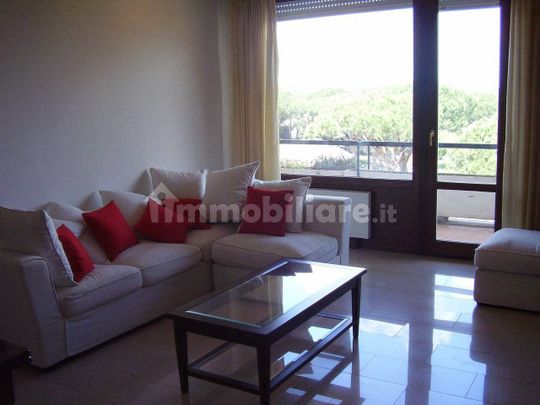 Bilocale via Evemero 9, Casal Palocco, Roma - Foto 1