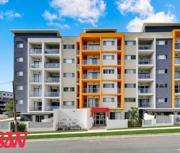 Stylish Apartment in the Heart of Campbelltown - Photo 1