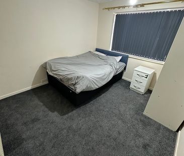 Room in a Shared House, Perry Park Crescent, B42 - Photo 2