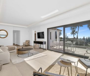 4 room luxury Villa for rent in Marbella, Andalusia - Photo 1