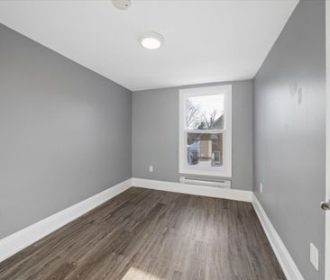 For Lease - 16 Albert Street Unit# Upper, Orillia, Ontario - Photo 4