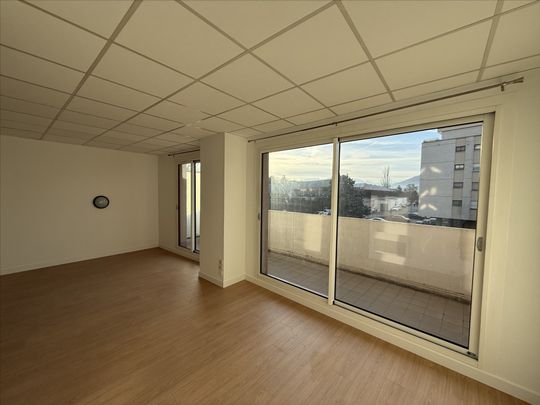 Location Appartement 1 pièce 36m² - Photo 1