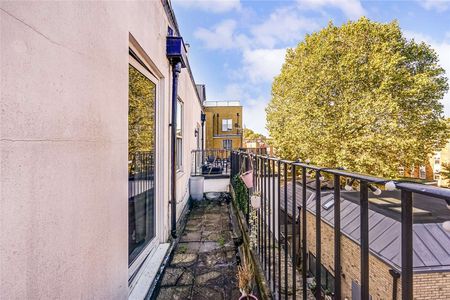Lavender Hill, London, SW11 5RW - Photo 4