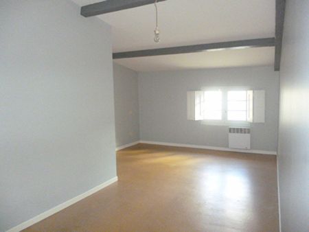 Location Appartement 3 pièces 85m² - Photo 2
