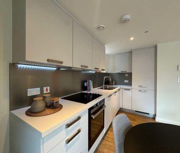 Queen Street, Maidenhead, Berkshire, SL6 - Photo 6