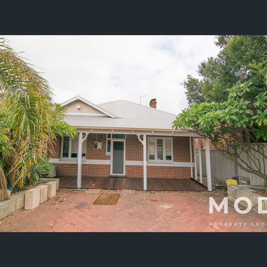 8/3 Garden St, Cannington, WA 6107 - Photo 1