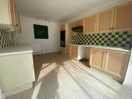 2 bedroom bungalow to rent - Photo 2