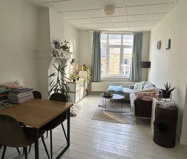 Appartement te huur in Antwerpen voor € 795 met 1 slaapkamer - Foto 2