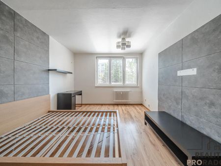 Pronájem bytu 1+1 38 m2 - Fotografie 2