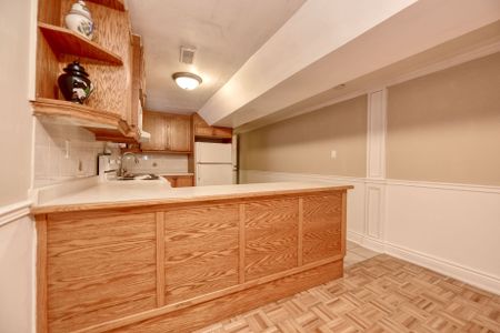 For Lease - 132 Spears Street Unit# Basement, Toronto, Ontario - Photo 4