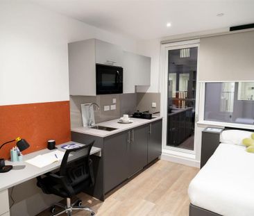 Studio to rent - Photo 5