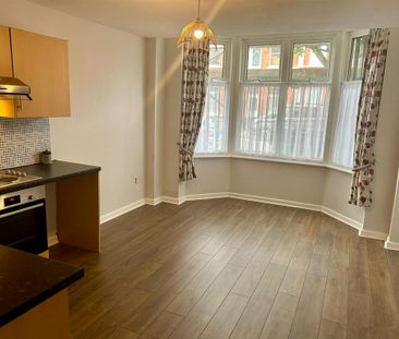 2 bedroom maisonette to rent - Photo 1