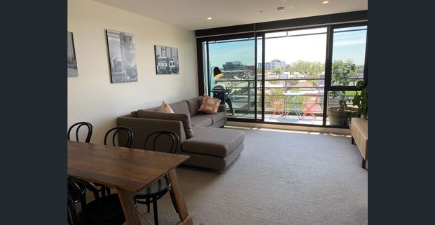Light-Filled Living in the Heart of Brunswick - Photo 1