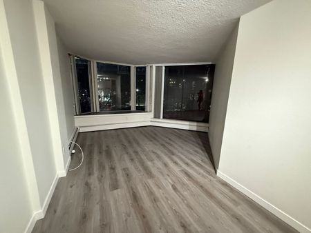 #204 950 Drake St, Vancouver, BC V6Z 2B9, Canada - Photo 3