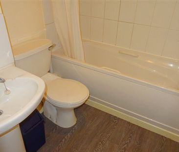Netherwood Chambers, 1A Manor Row, Bradford, West Yorkshire, BD1 - Photo 3