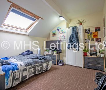 6 Bedroom Mid Terraced House for rent in Estcourt Avenue - Photo 1