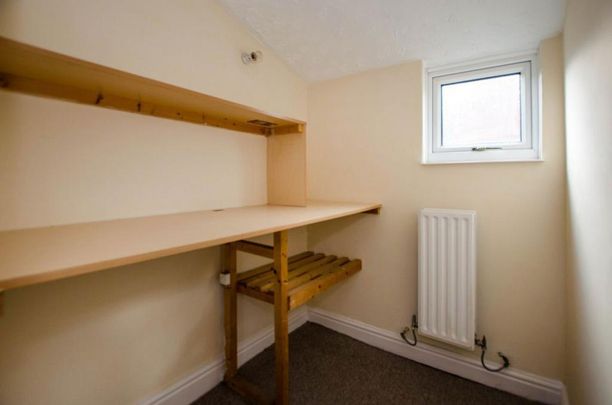 2 bedroom semi-detached house to rent - Photo 1