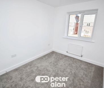 Brabazon Road, Rogerstone, NEWPORT - Photo 6