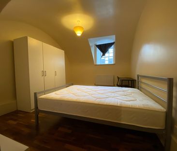 3 Bed Terraced House, The White House, BS1 - Photo 6